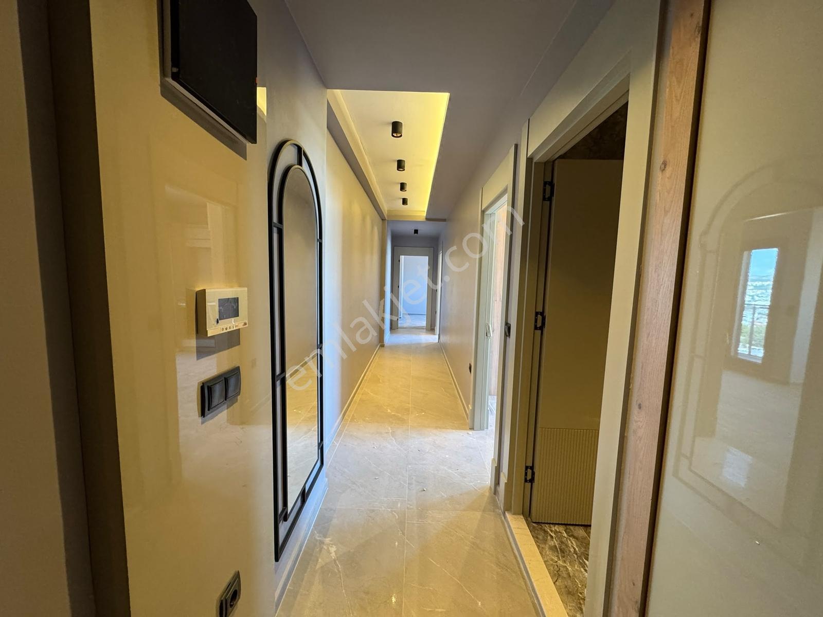Merkezi Konumda,sıfır Binada 2+1 Satılık Daire — fotoğraf 5