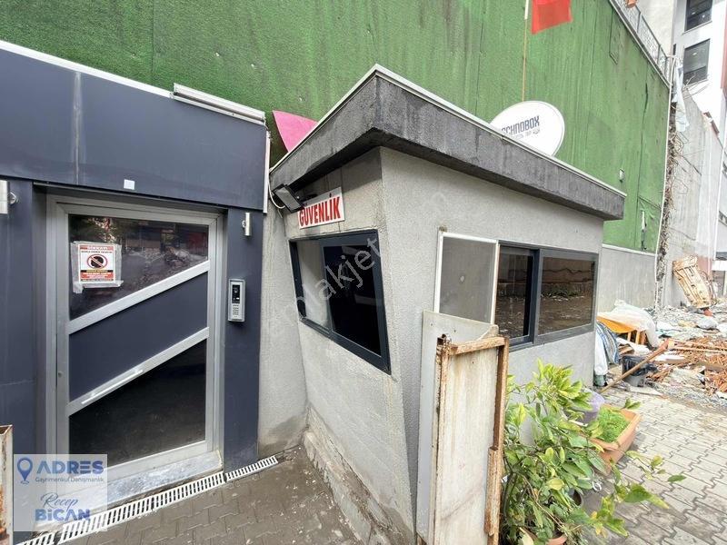 Kağıthane Merkez Mah. Havuzlu Sitede Satılık 1+1 60m2 Daire — fotoğraf 4