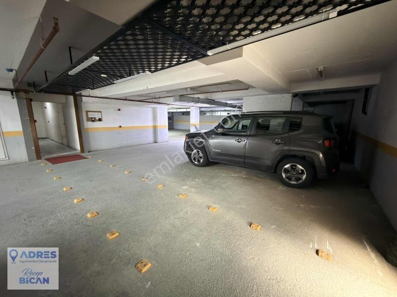 Kağıthane Merkez Mah. Havuzlu Sitede Satılık 1+1 60m2 Daire — fotoğraf 6