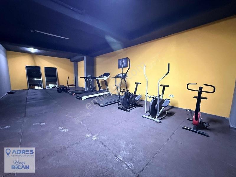 Kağıthane Merkez Mah. Havuzlu Sitede Satılık 1+1 60m2 Daire — fotoğraf 34