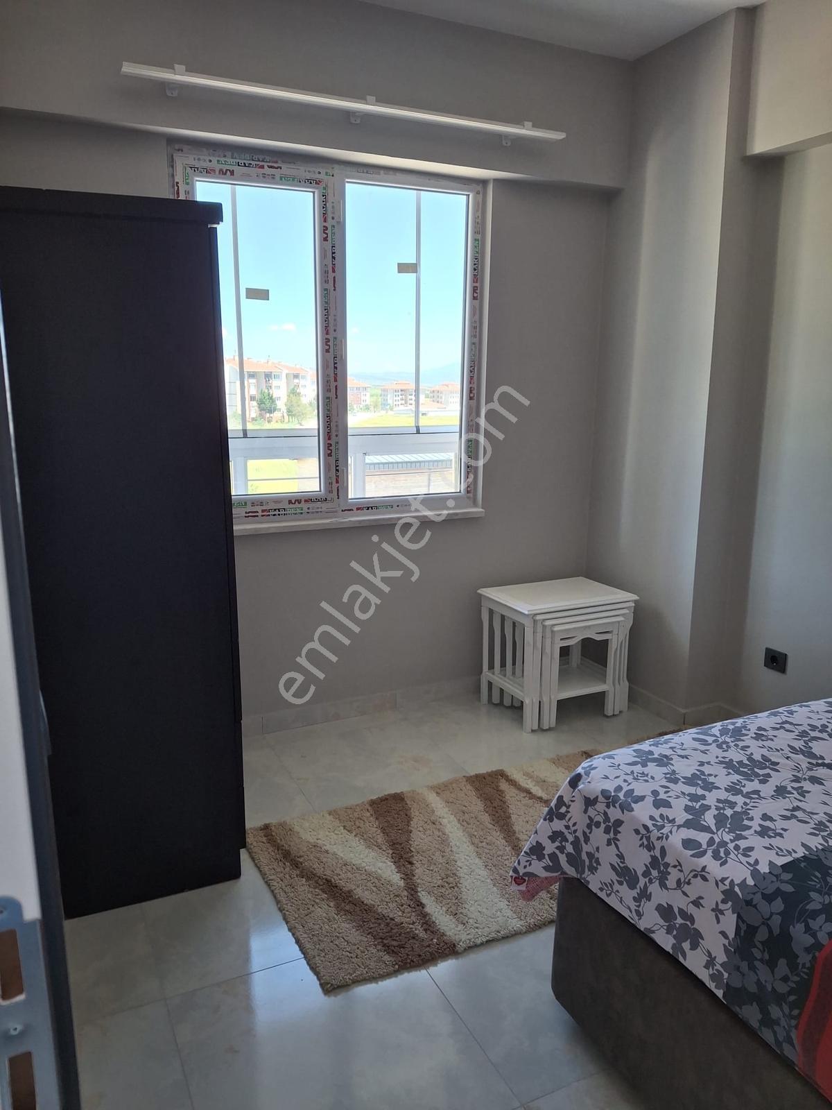 Yunus Emre Mah. Yunus Sok. Huzur Apt. 1+1 Satılık-kiralık Daire — fotoğraf 8