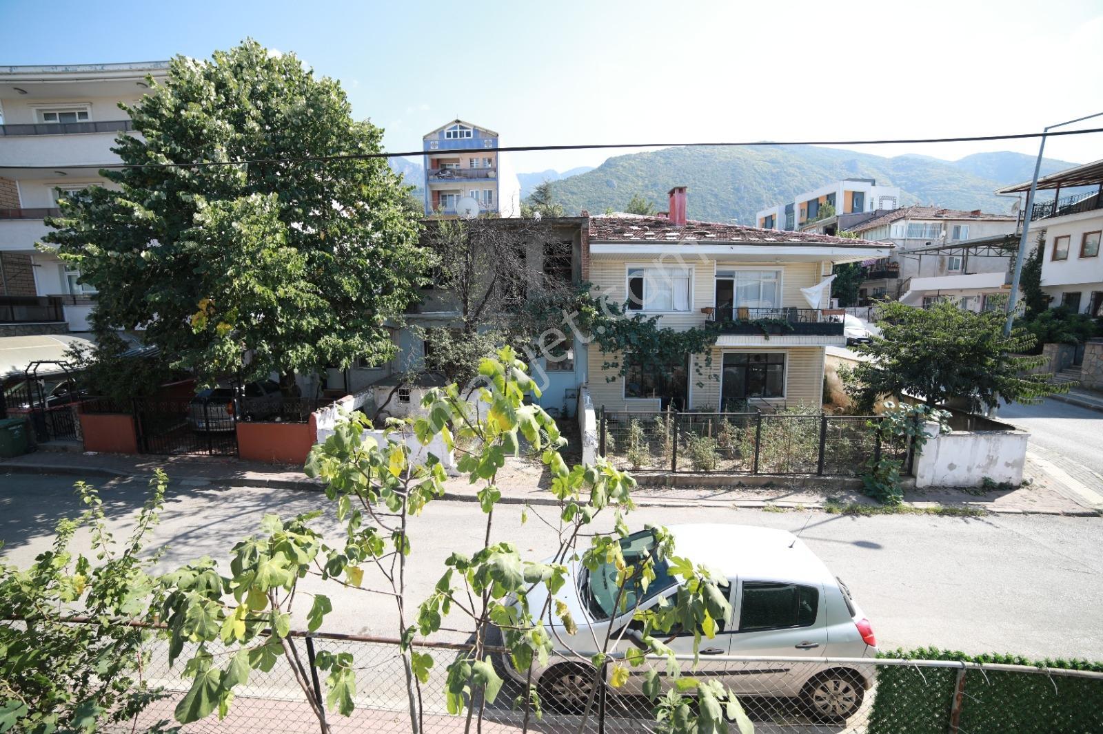 Ertuğrulgazi Mah. Bahceli 2 Katlı Mustakil Bina !!! — fotoğraf 9
