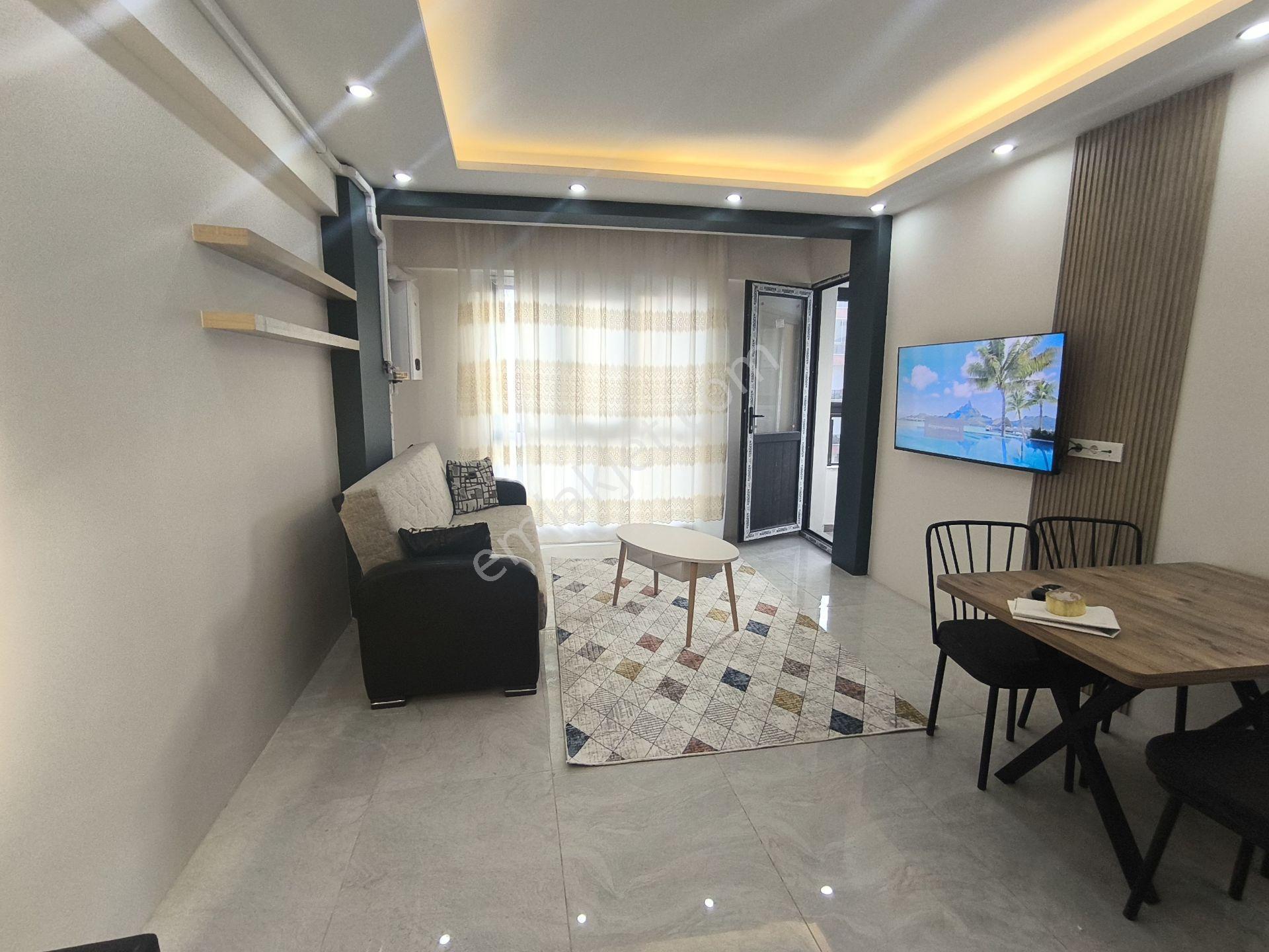 Alaşehir İstasyon Mahallesi 1+1 Eşyalı Satılık Daire — fotoğraf 2