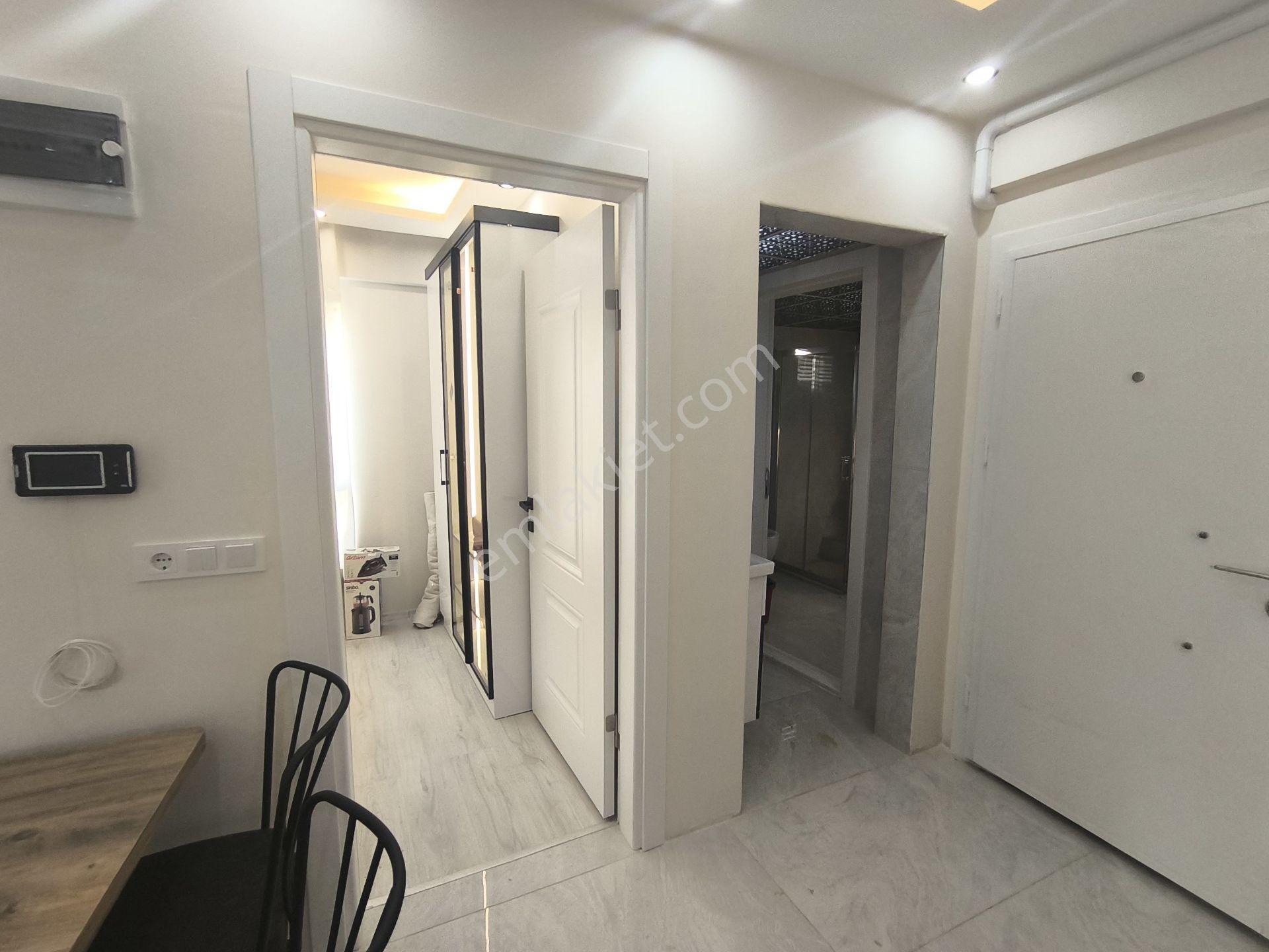 Alaşehir İstasyon Mahallesi 1+1 Eşyalı Satılık Daire — fotoğraf 8