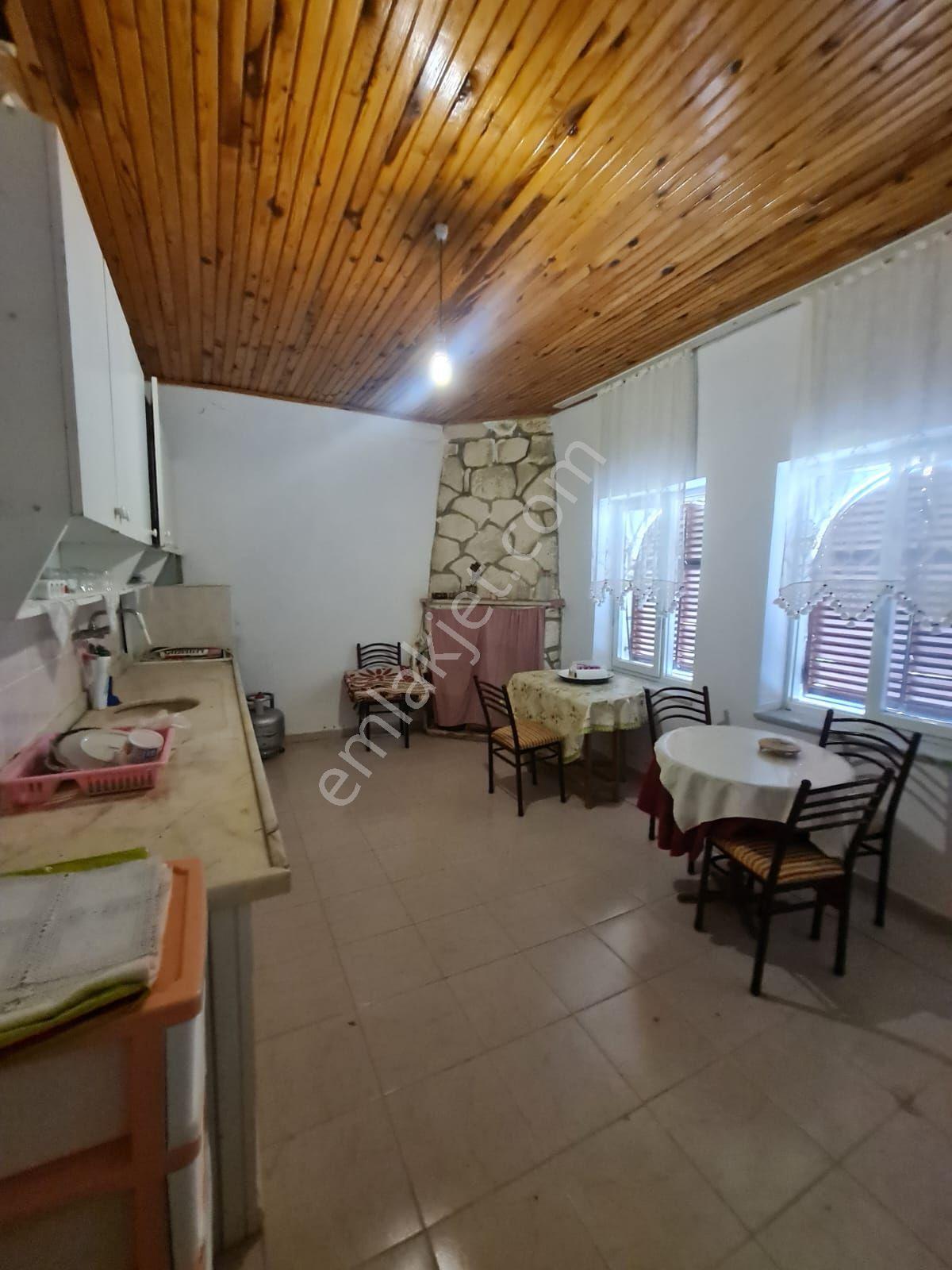 Anchor Gayrimenkul'den Bozyazı Kızılca Köyünde Satılık Bahçeli 2+1yayla Evi — fotoğraf 4