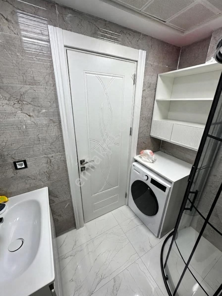 Mezitli'de Deniz Manzaralı, Satılık 1+1 Ferah Daire — fotoğraf 9
