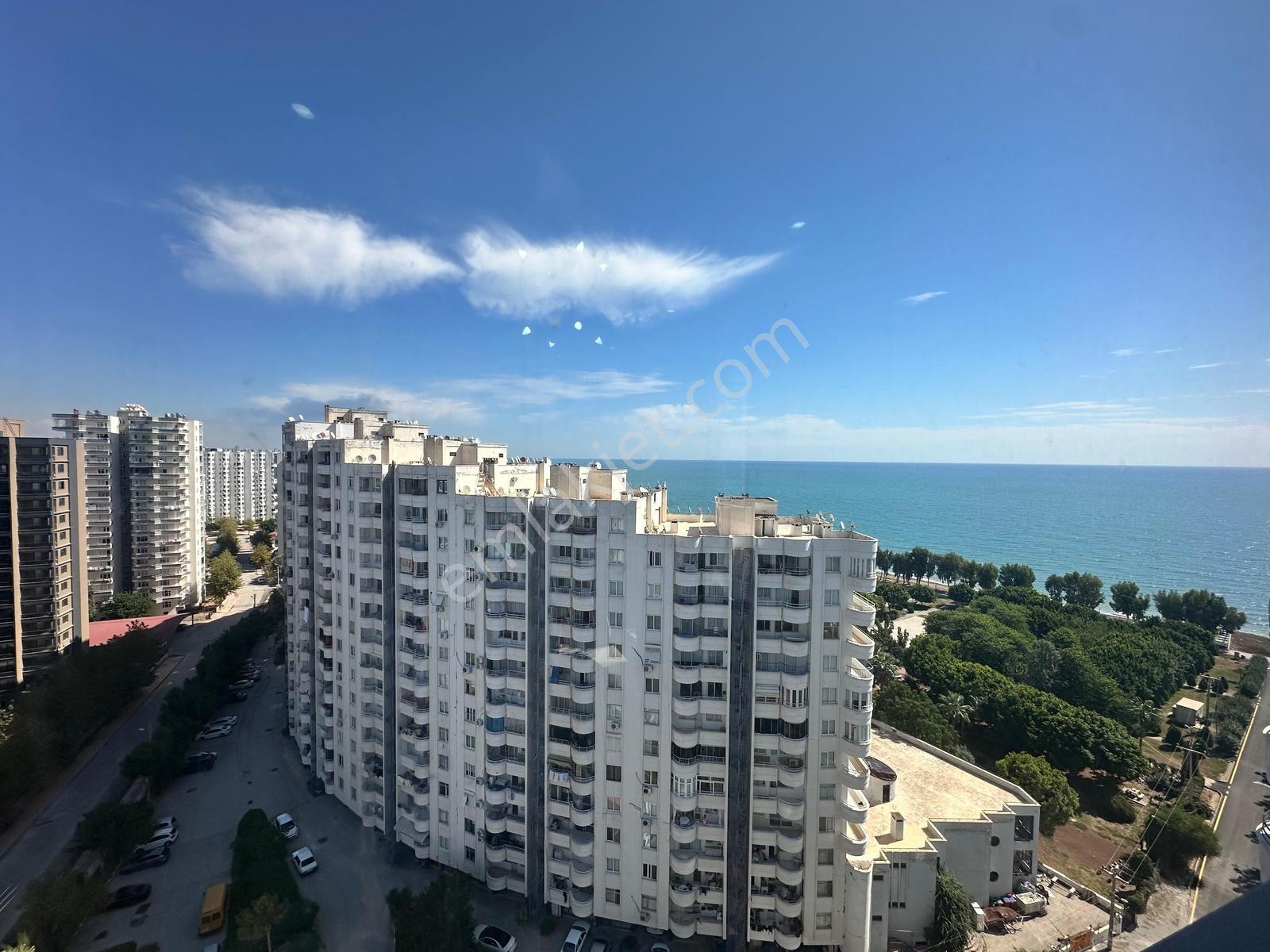 Mezitli'de Deniz Manzaralı, Satılık 1+1 Ferah Daire — fotoğraf 13