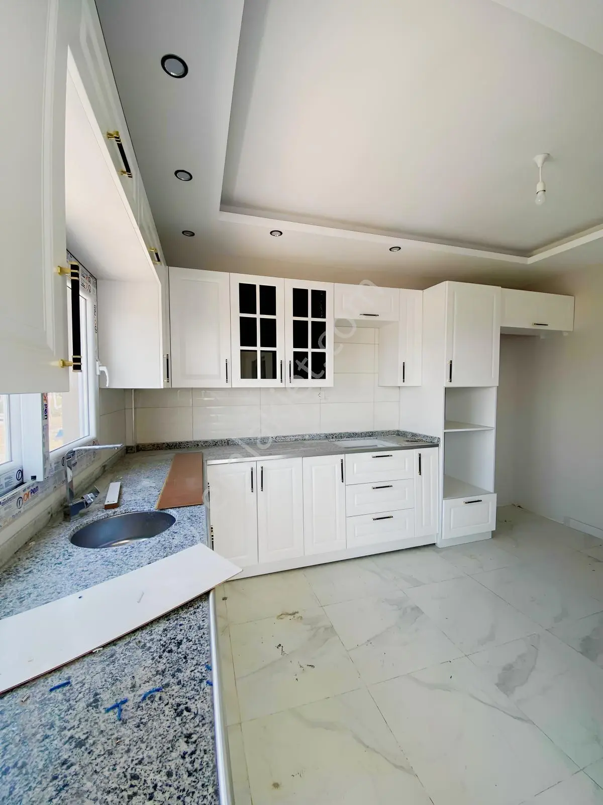 Yılmaz'dan İncirlik Merkezinde Satılık 3+1 K.mtfk E5yakın Daire — fotoğraf 2