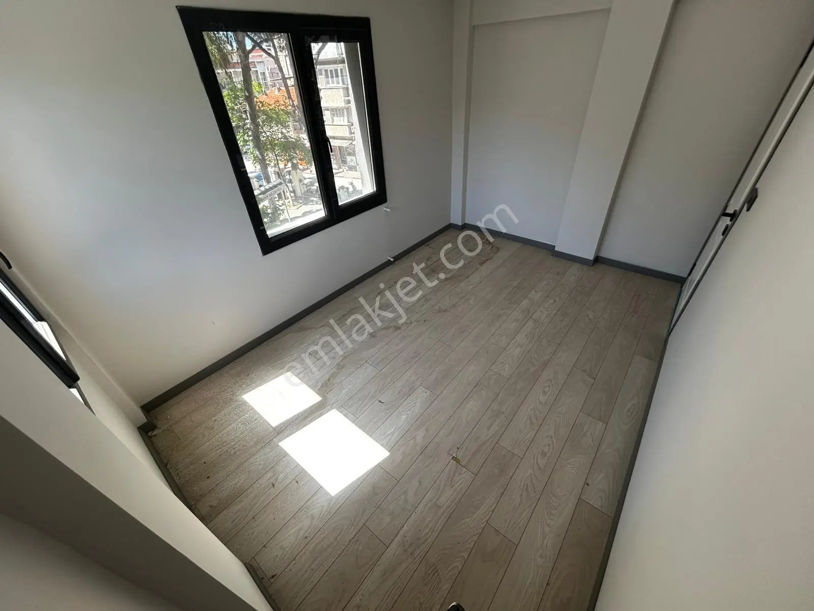 Yüksel'den Hekimzade'de İçi Yenilenmiş Kapalı Mutfak 1+1 Satılık Daire — fotoğraf 15