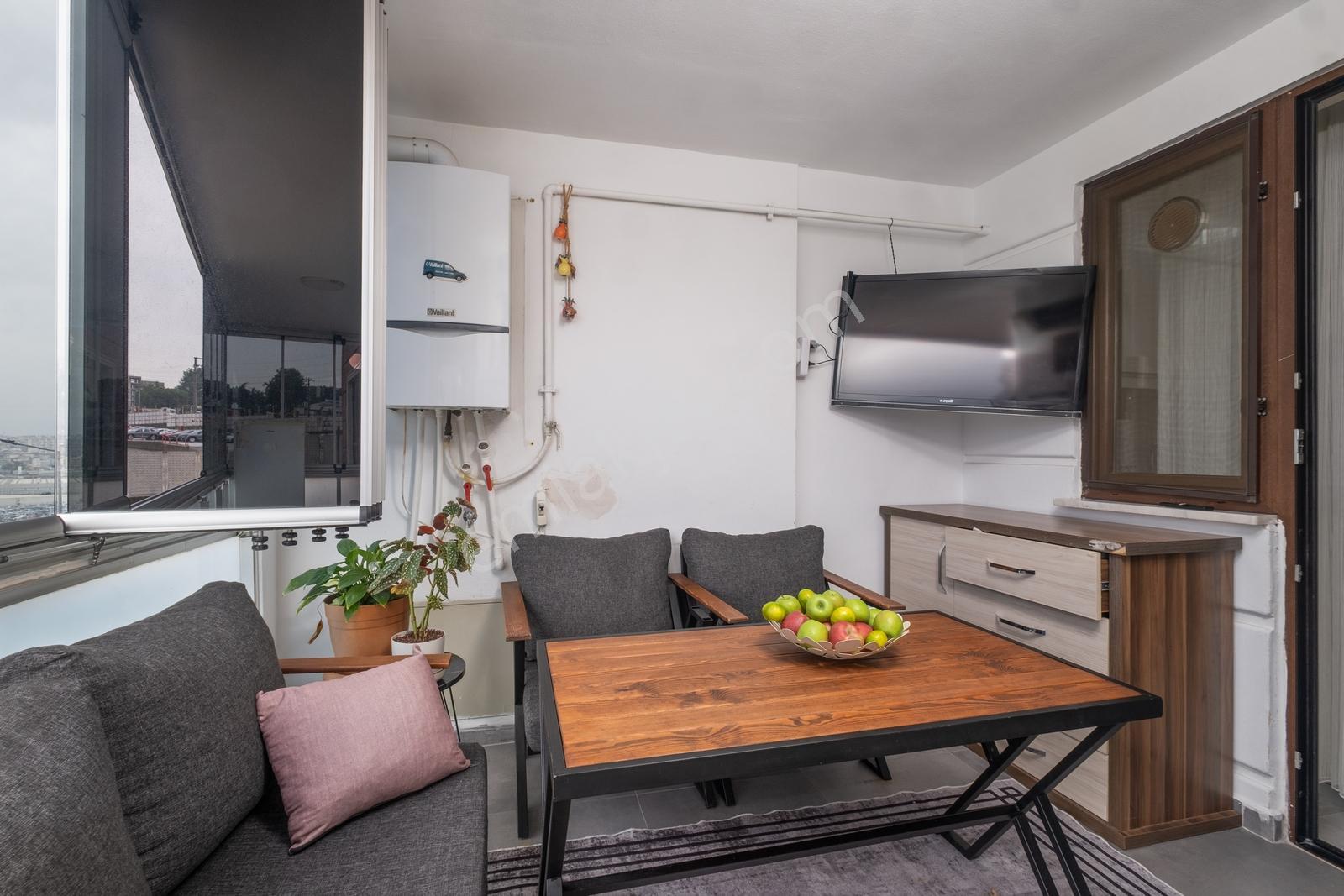 Remax Area Dan Balat Ta Satılık Arakat 3+1 İçi Yapılı Köşe Daire — fotoğraf 10