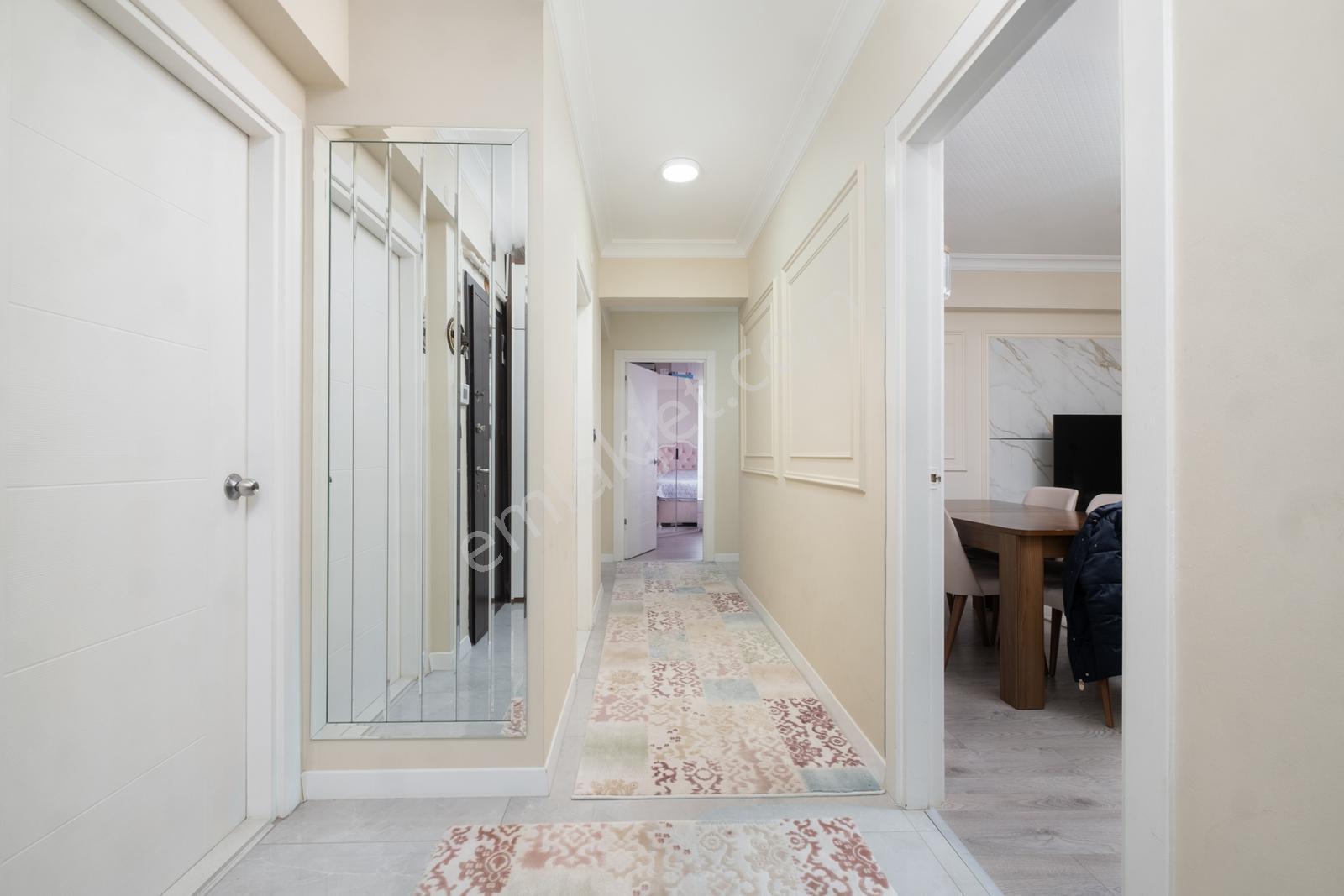 Remax Area Dan Balat Ta Satılık Arakat 3+1 İçi Yapılı Köşe Daire — fotoğraf 22