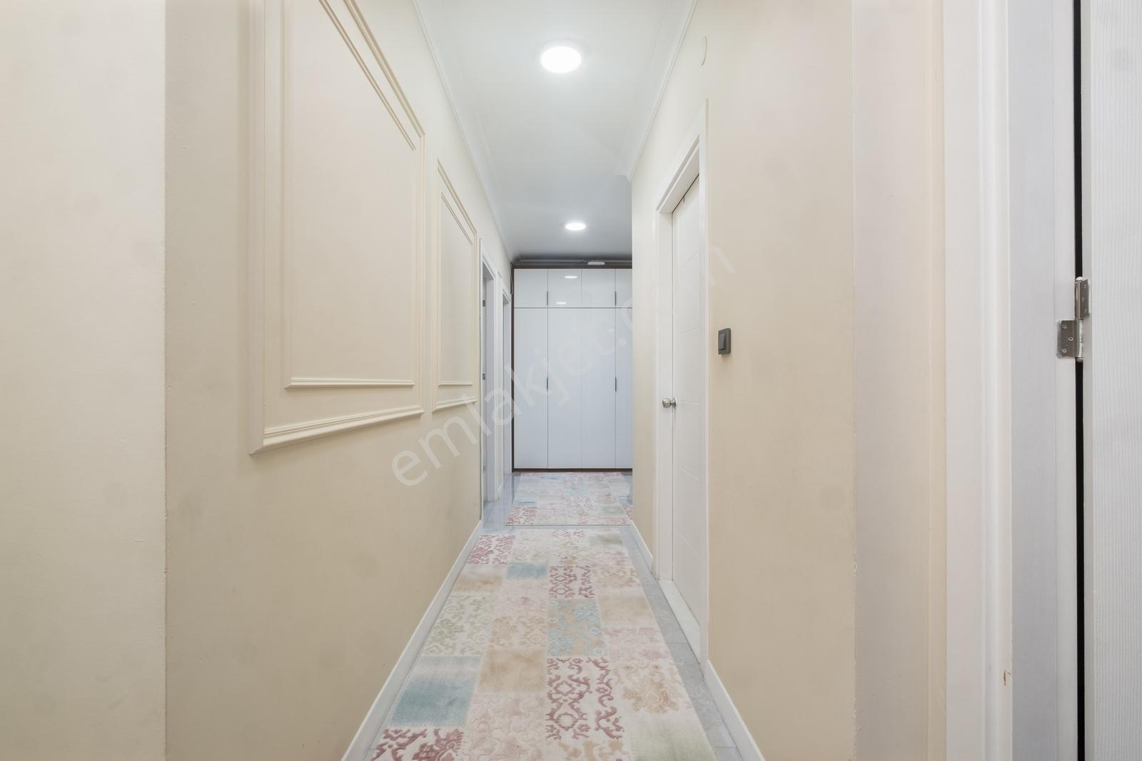 Remax Area Dan Balat Ta Satılık Arakat 3+1 İçi Yapılı Köşe Daire — fotoğraf 23