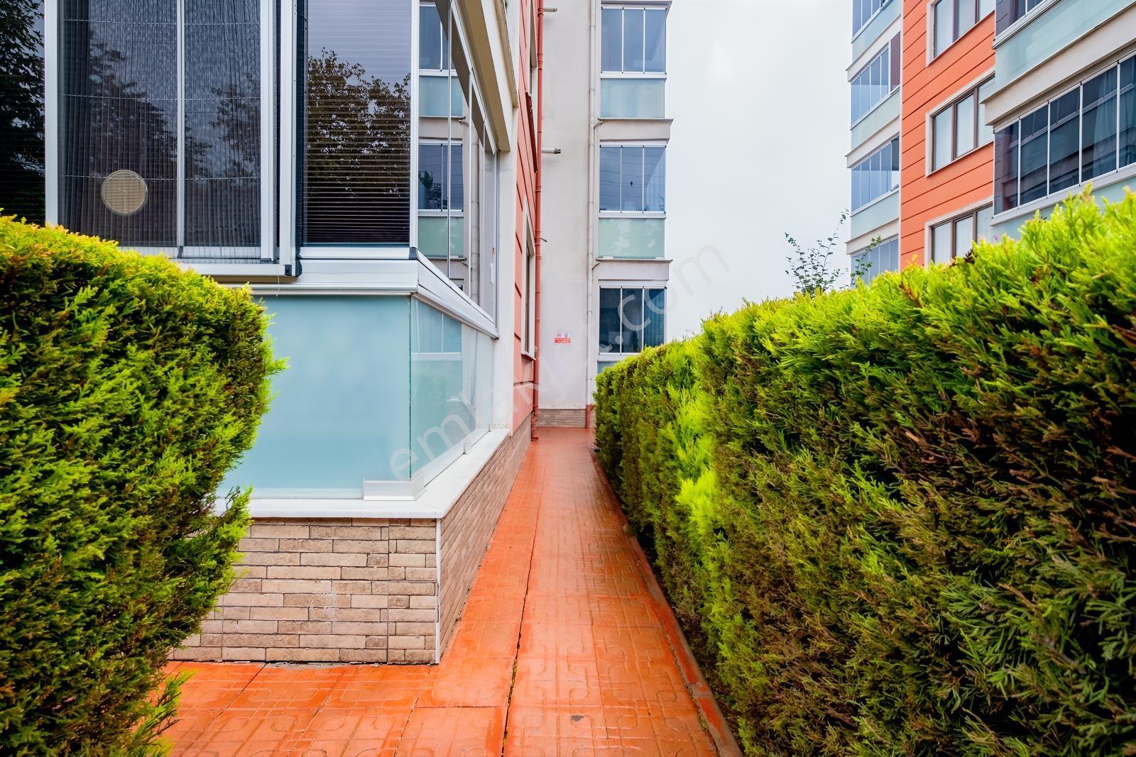 Remax Area Dan Balat Ta Satılık Arakat 3+1 İçi Yapılı Köşe Daire — fotoğraf 29