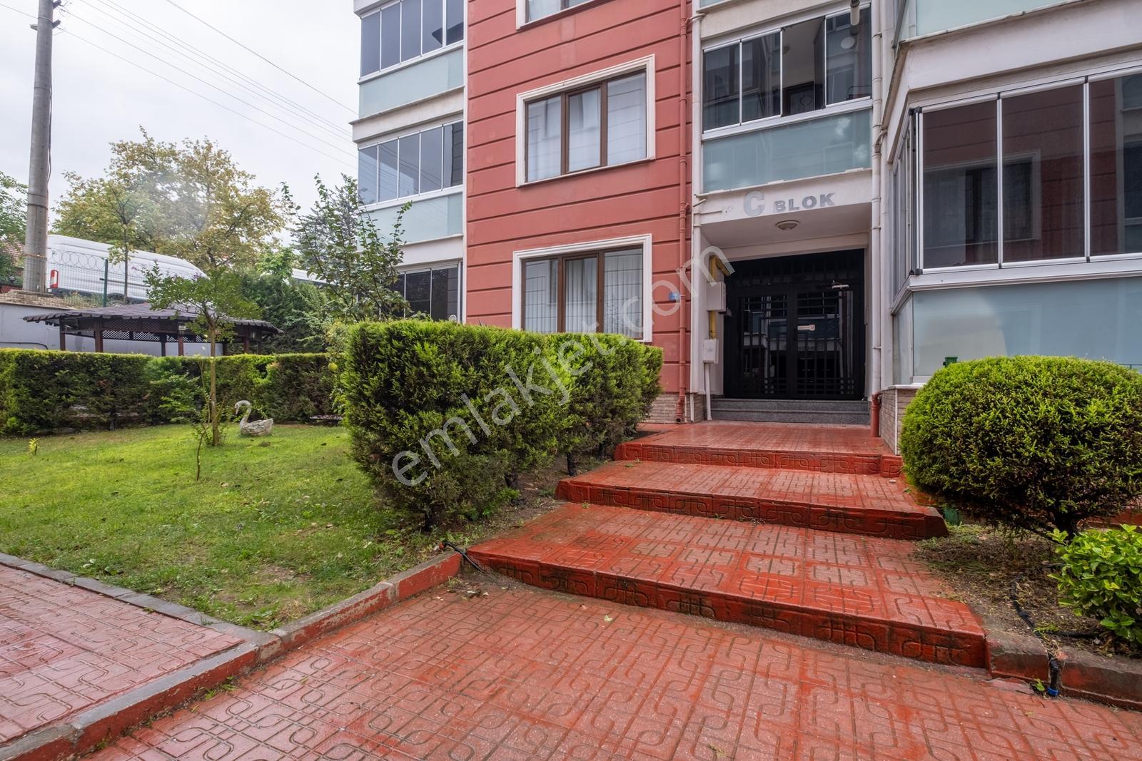 Remax Area Dan Balat Ta Satılık Arakat 3+1 İçi Yapılı Köşe Daire — fotoğraf 30