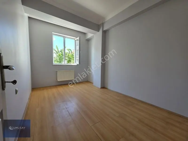 Gümüşay'dan Bahçelievler'de Satılık Ara Kat Köşe 2+1 Daire — fotoğraf 12