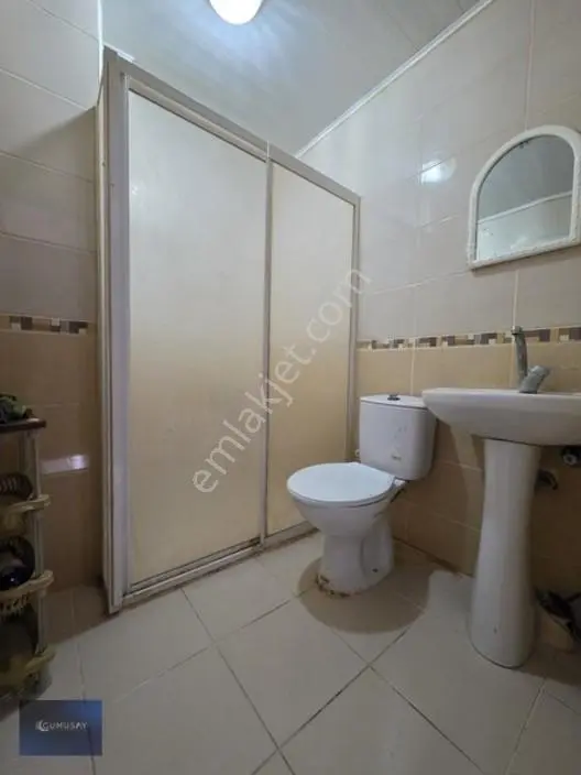 Gümüşay'dan Bahçelievler'de Satılık Ara Kat Köşe 2+1 Daire — fotoğraf 15