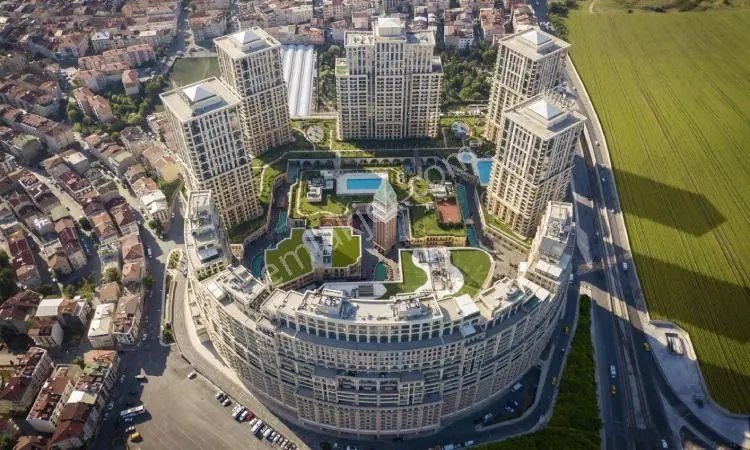 Kiptaş Venezia Mega Satılık 2+1 Ebeveyn Banyolu Oturuma Hazır Süper Fırsat Daire — fotoğraf 3