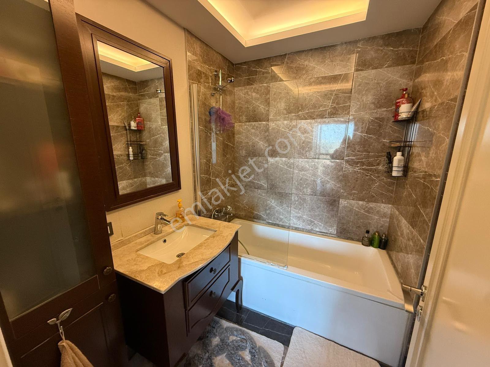 Kiptaş Venezia Mega Satılık 2+1 Ebeveyn Banyolu Oturuma Hazır Süper Fırsat Daire — fotoğraf 15