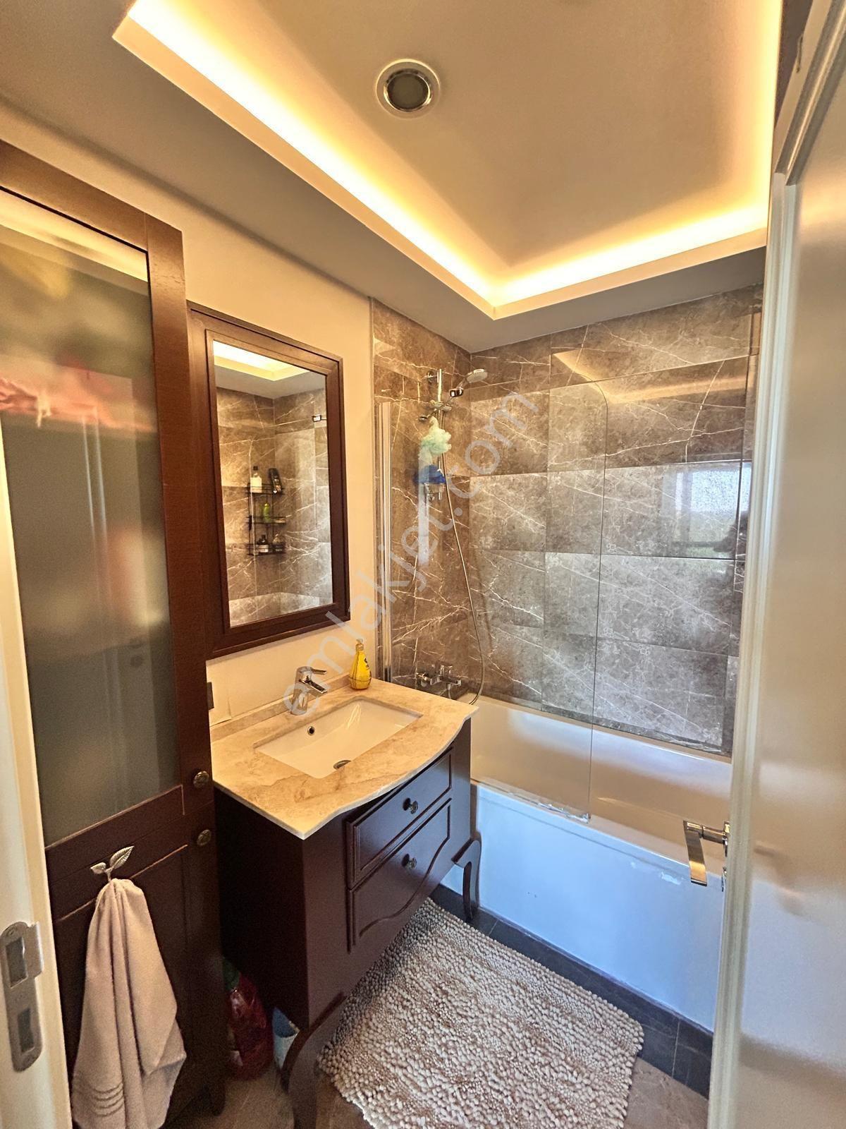 Kiptaş Venezia Mega Satılık 2+1 Ebeveyn Banyolu Oturuma Hazır Süper Fırsat Daire — fotoğraf 31
