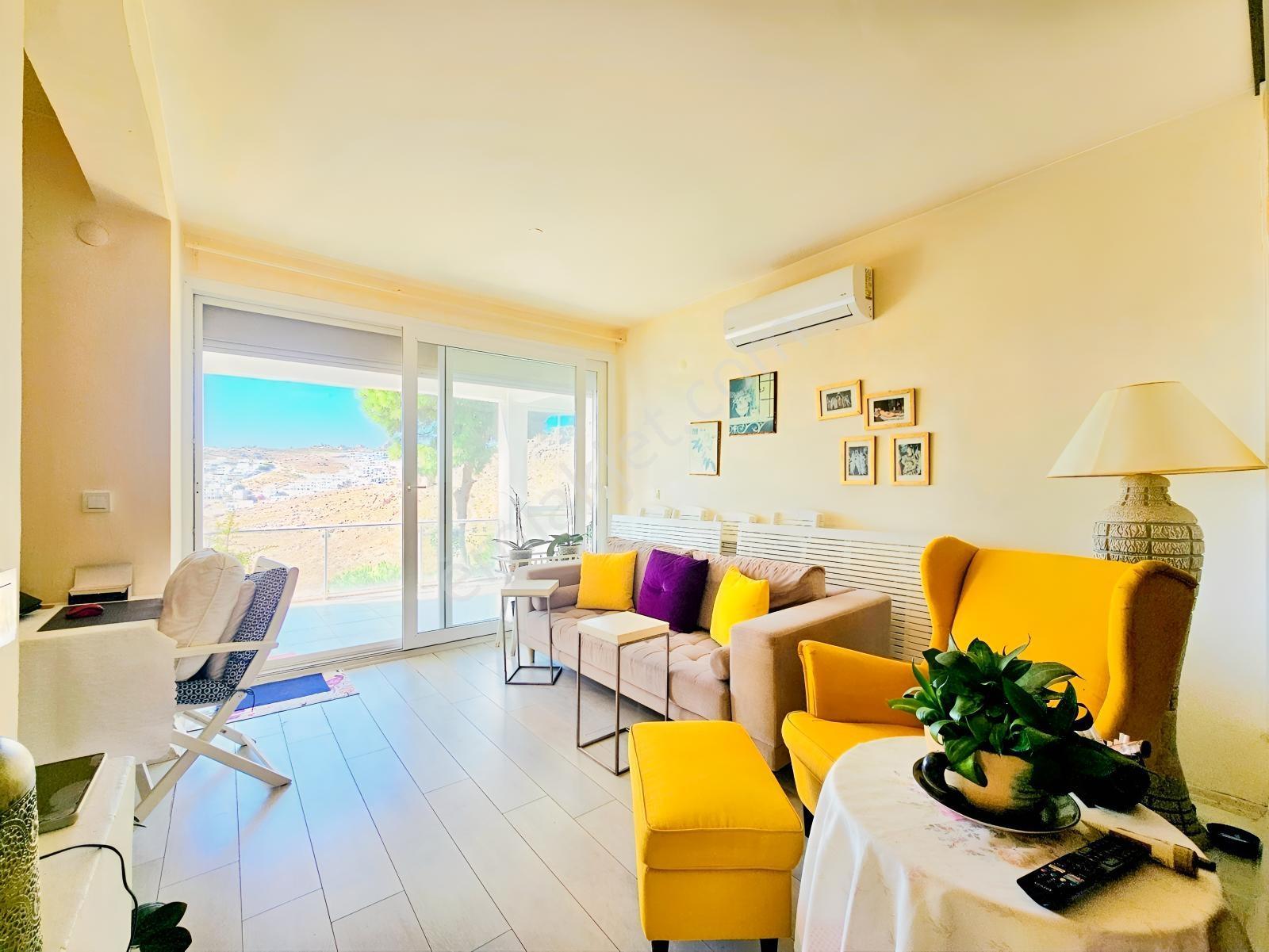 Bağla'da 4+1 Geniş Bahçeli Özel Plajlı Sosyal Tesisli Villa — fotoğraf 3