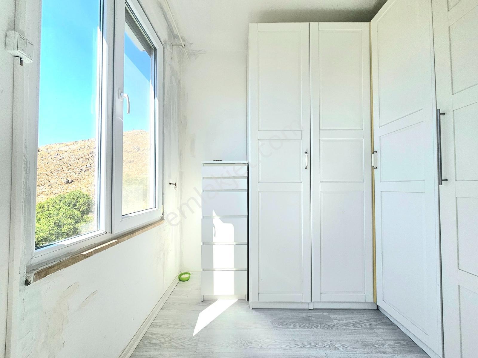 Bağla'da 4+1 Geniş Bahçeli Özel Plajlı Sosyal Tesisli Villa — fotoğraf 26