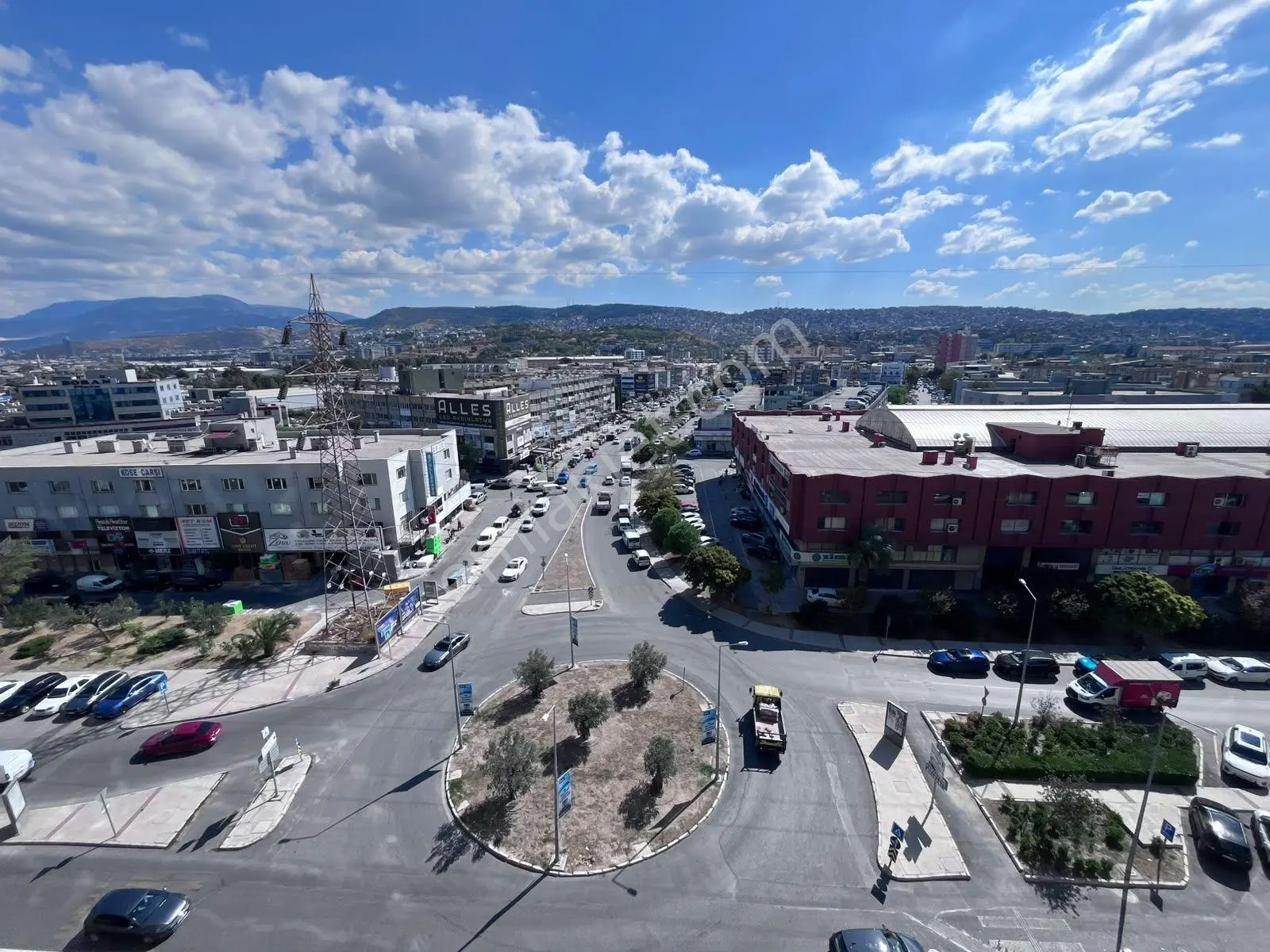 Megapol İzmir'de 1+1 Şehir Manzaralı Satılık Rezidans Dairesi — fotoğraf 19