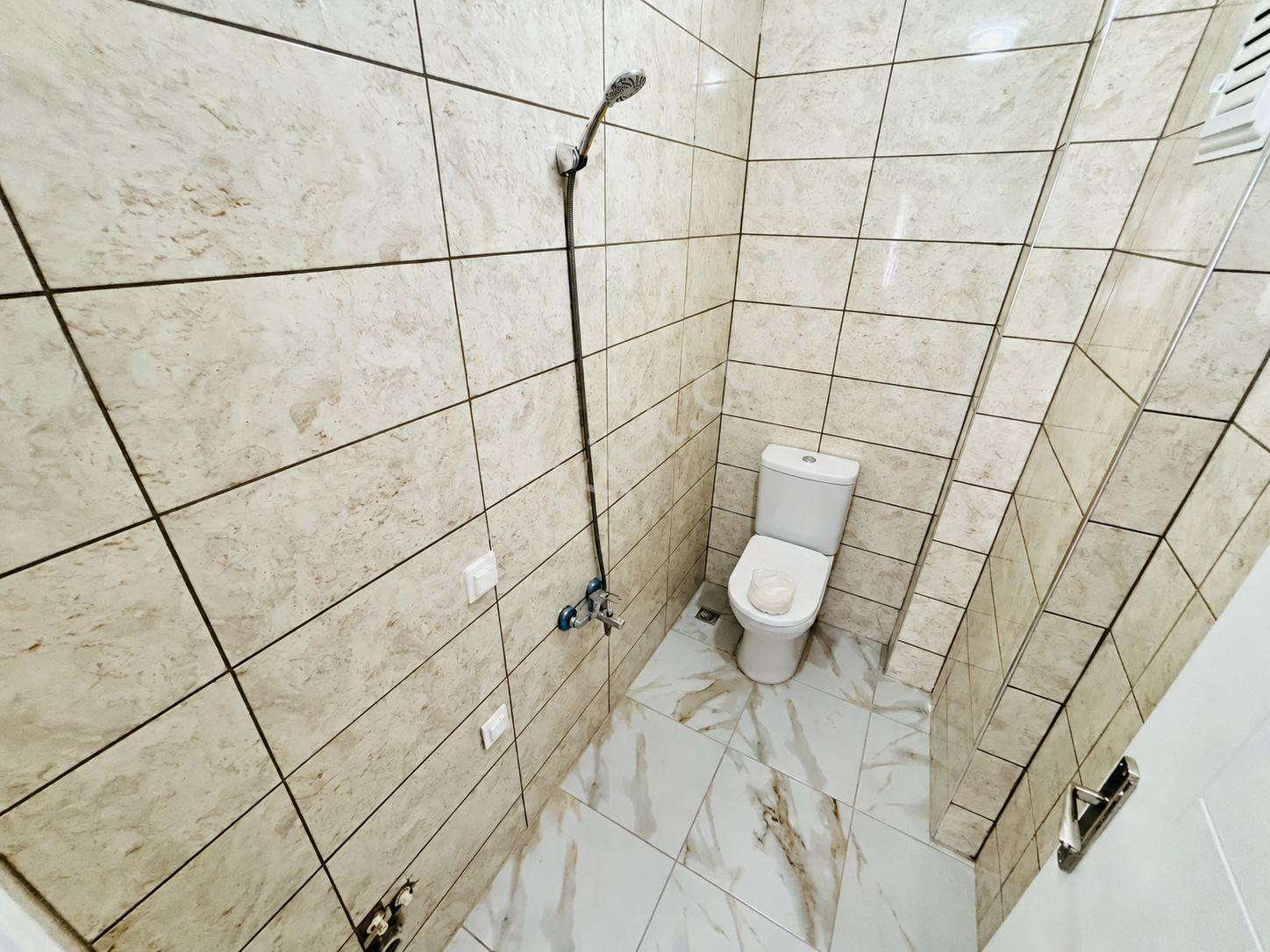 Yükselden Altınkumda Ebeveyn Banyolu, Cam Balkonlu 2+1 — fotoğraf 8