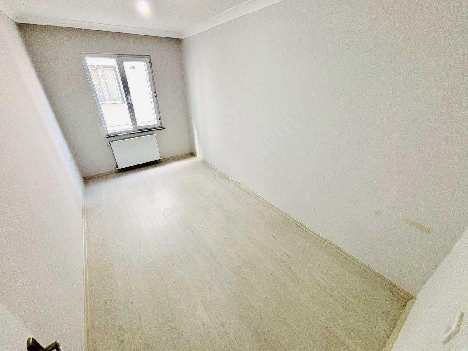 Yükselden Altınkumda Ebeveyn Banyolu, Cam Balkonlu 2+1 — fotoğraf 21