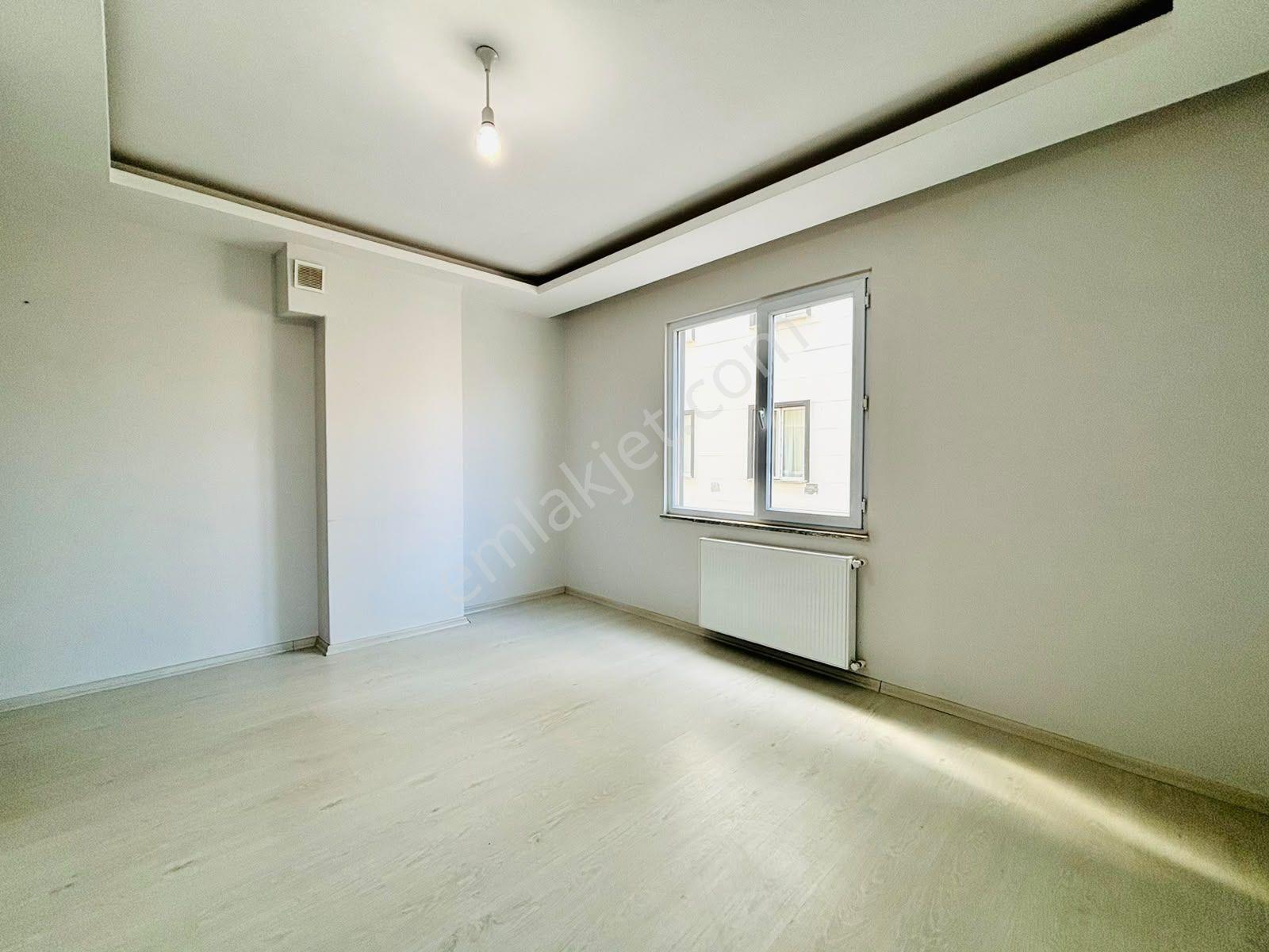Yükselden Altınkumda Ebeveyn Banyolu, Cam Balkonlu 2+1 — fotoğraf 31