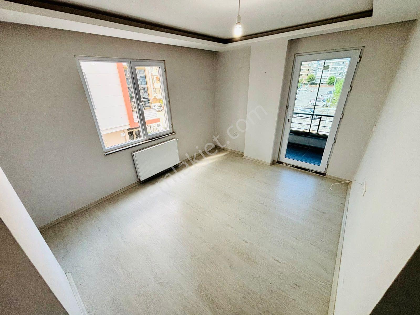 Yükselden Altınkumda Ebeveyn Banyolu, Cam Balkonlu 2+1 — fotoğraf 32