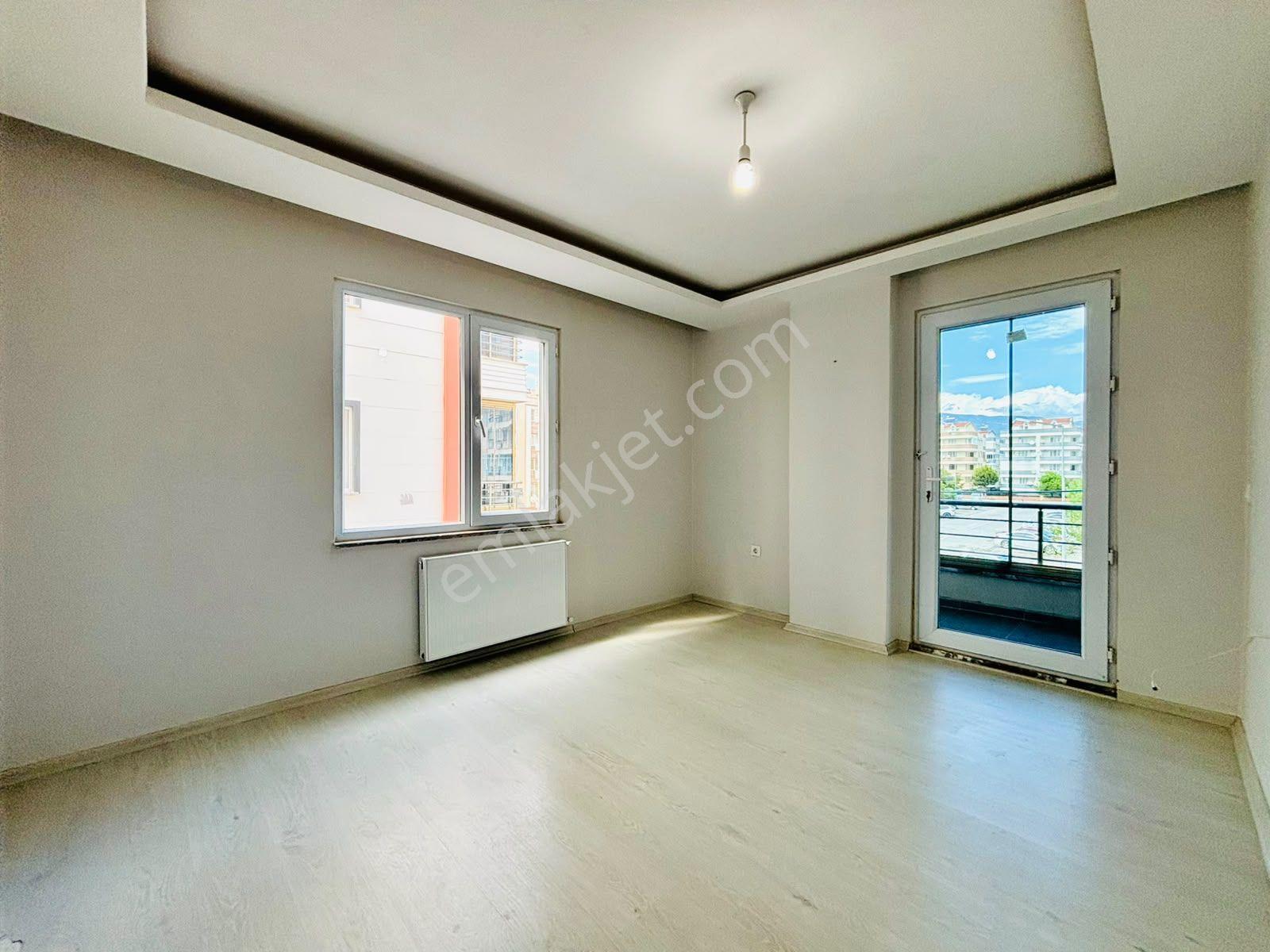 Yükselden Altınkumda Ebeveyn Banyolu, Cam Balkonlu 2+1 — fotoğraf 33