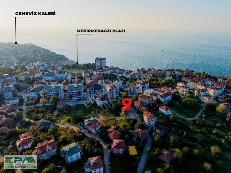 Akçakoca Merkezde Satılık 2 Katlı Ev Ve Arsası — fotoğraf 5