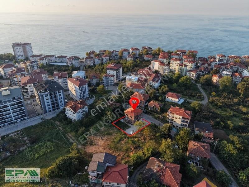 Akçakoca Merkezde Satılık 2 Katlı Ev Ve Arsası — fotoğraf 6