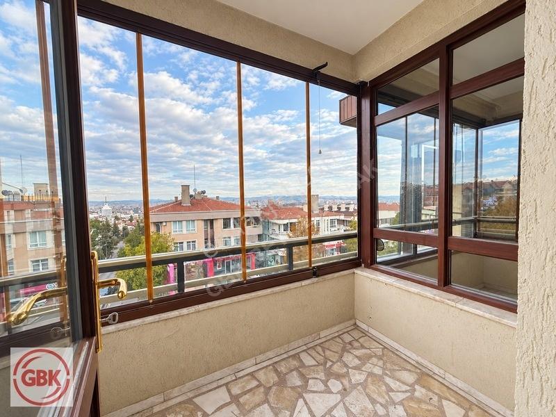 Çankaya Küpe Sokakta Uğur Mumcu Cad. Köşe 210 M² Net Geniş 4+1 — fotoğraf 11