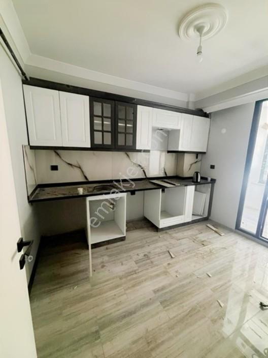 Ergene Sağlık Mahallesinde Ara Kat 2+1 Satılık Daire — fotoğraf 8
