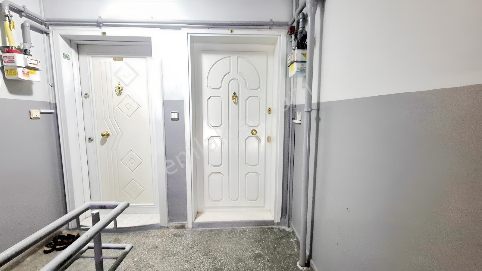 Karabağlar Basın Sitesi Otoparklı Geniş 2+1 Satılık Daire — fotoğraf 5