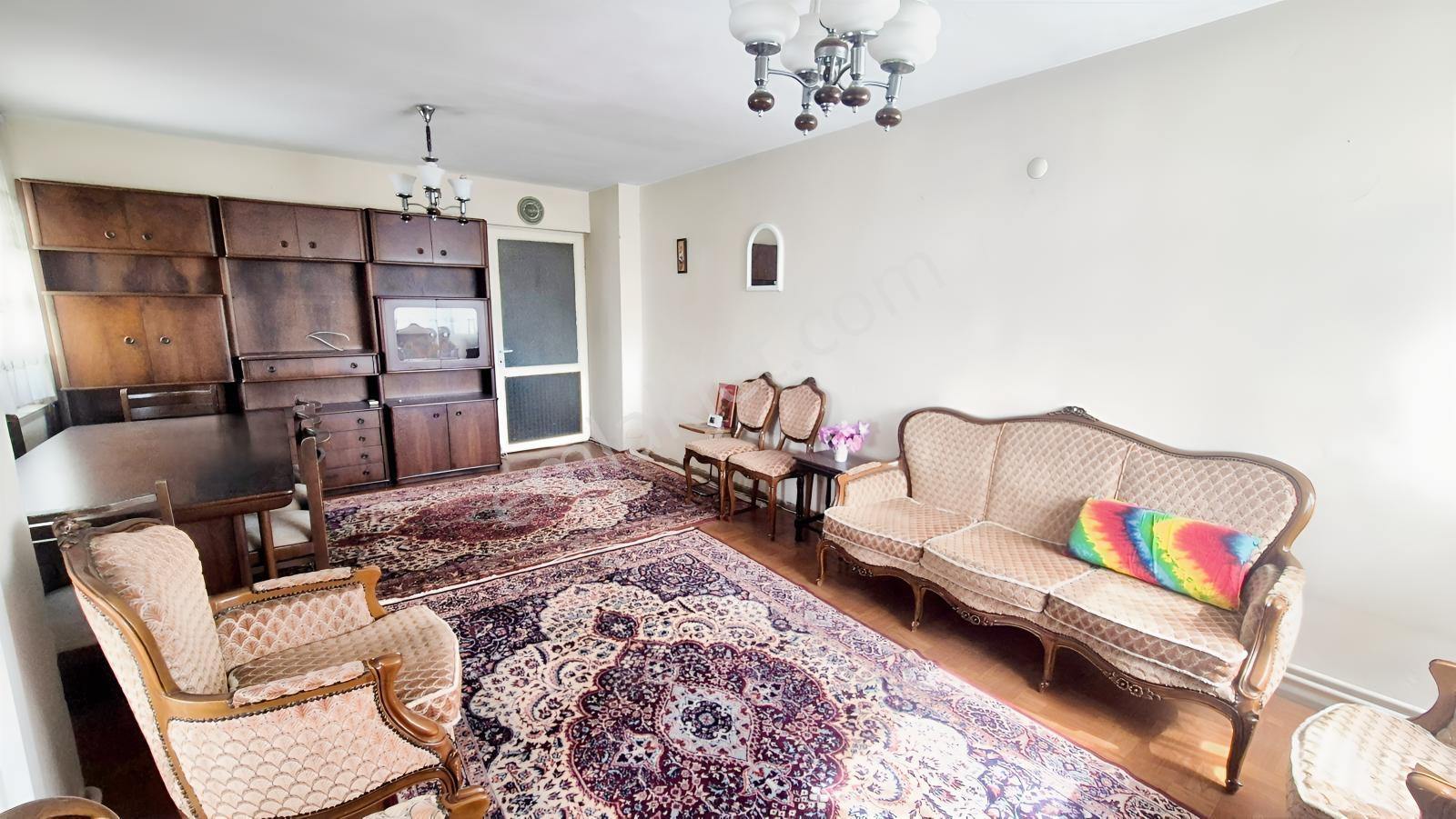 Karabağlar Basın Sitesi Otoparklı Geniş 2+1 Satılık Daire — fotoğraf 9