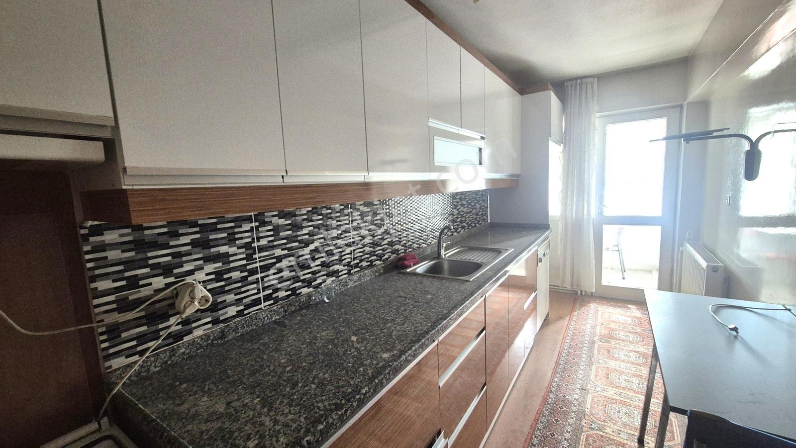 Karabağlar Basın Sitesi Otoparklı Geniş 2+1 Satılık Daire — fotoğraf 25
