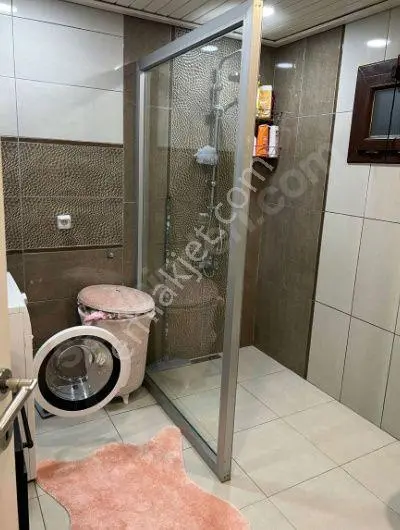 •⁠ ⁠3+1*güzelyal* Turgut Özal*9-9katı Dgaz *2banyo Kapalı Mutfak* Kgb Cephe 150m2 Hasarsız*site — fotoğraf 14