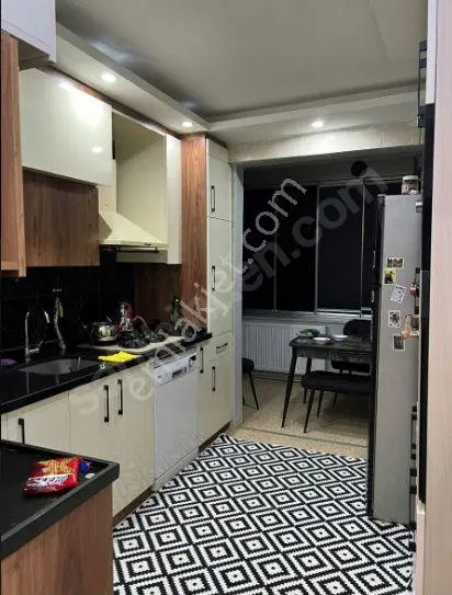 •⁠ ⁠3+1*güzelyal* Turgut Özal*9-9katı Dgaz *2banyo Kapalı Mutfak* Kgb Cephe 150m2 Hasarsız*site — fotoğraf 19