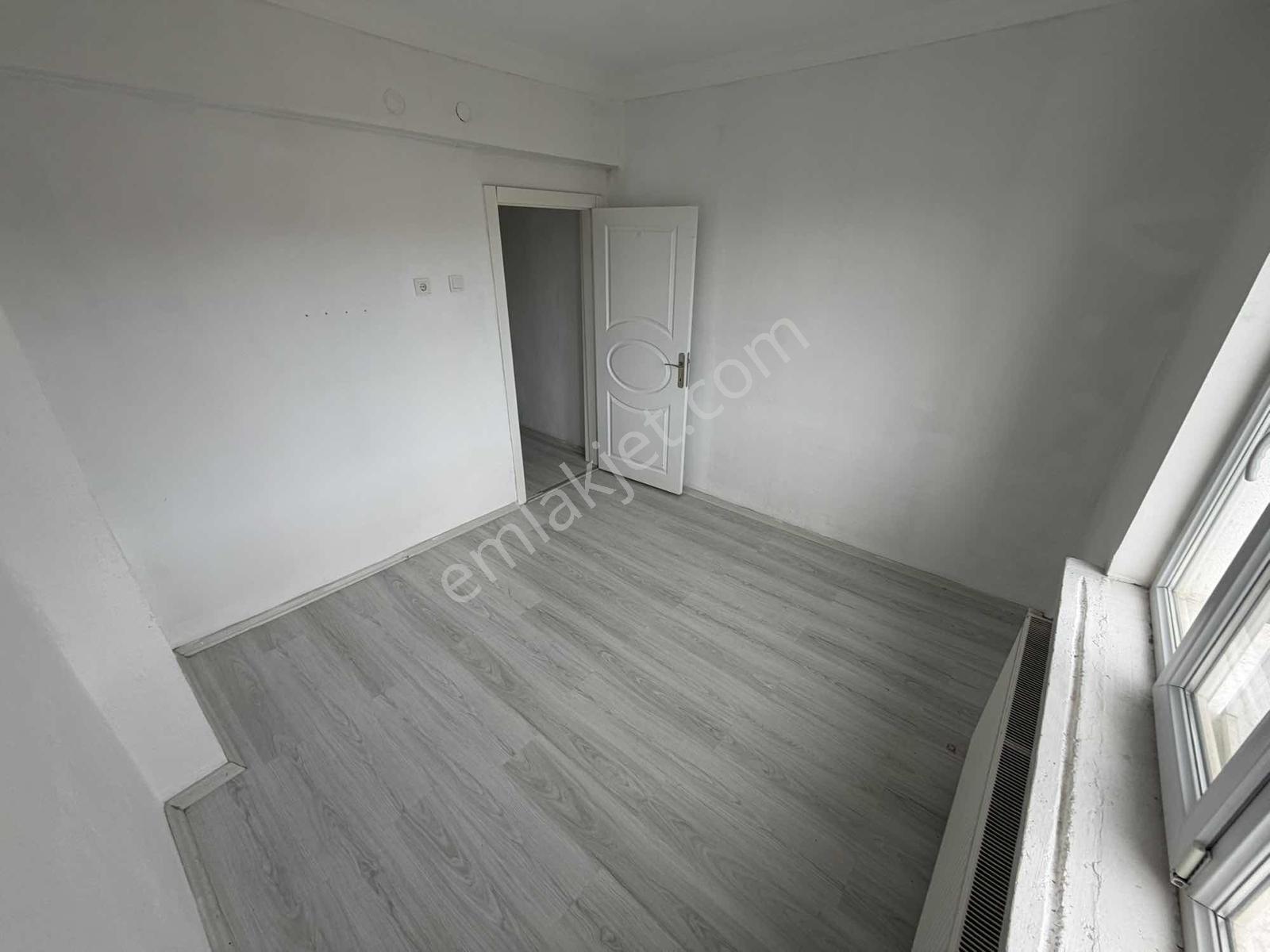 Gazi Osmanpaşa Mahallesinde 3+1 Ara Kat Ön Cephe Satılık Daire! — fotoğraf 24