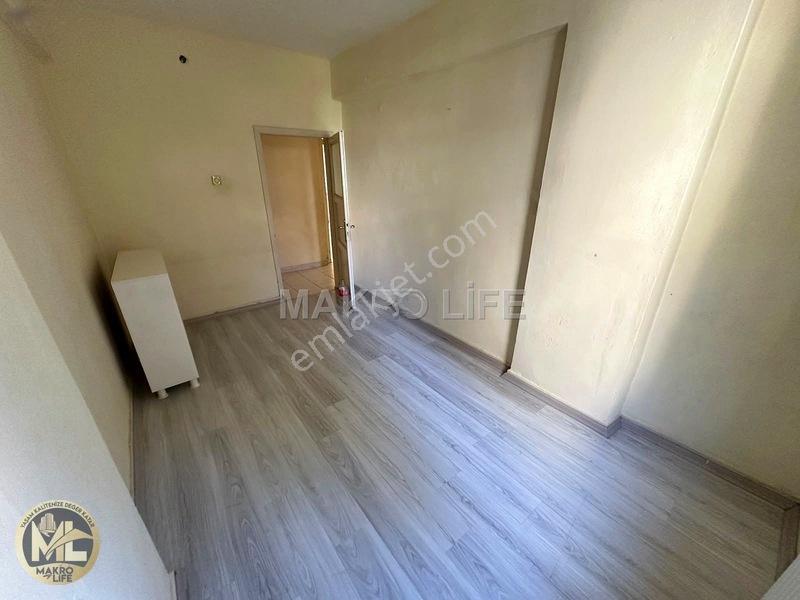 Bayramoğlu Sitesinde 3+1 Taşınmaya Hazır Bakımlı Satılık Daire — fotoğraf 6
