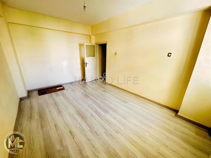 Bayramoğlu Sitesinde 3+1 Taşınmaya Hazır Bakımlı Satılık Daire — fotoğraf 9
