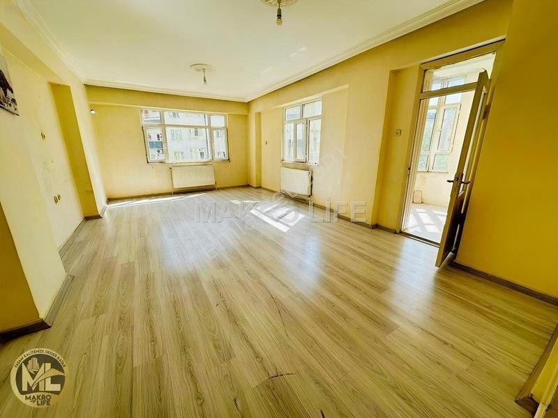Bayramoğlu Sitesinde 3+1 Taşınmaya Hazır Bakımlı Satılık Daire — fotoğraf 13