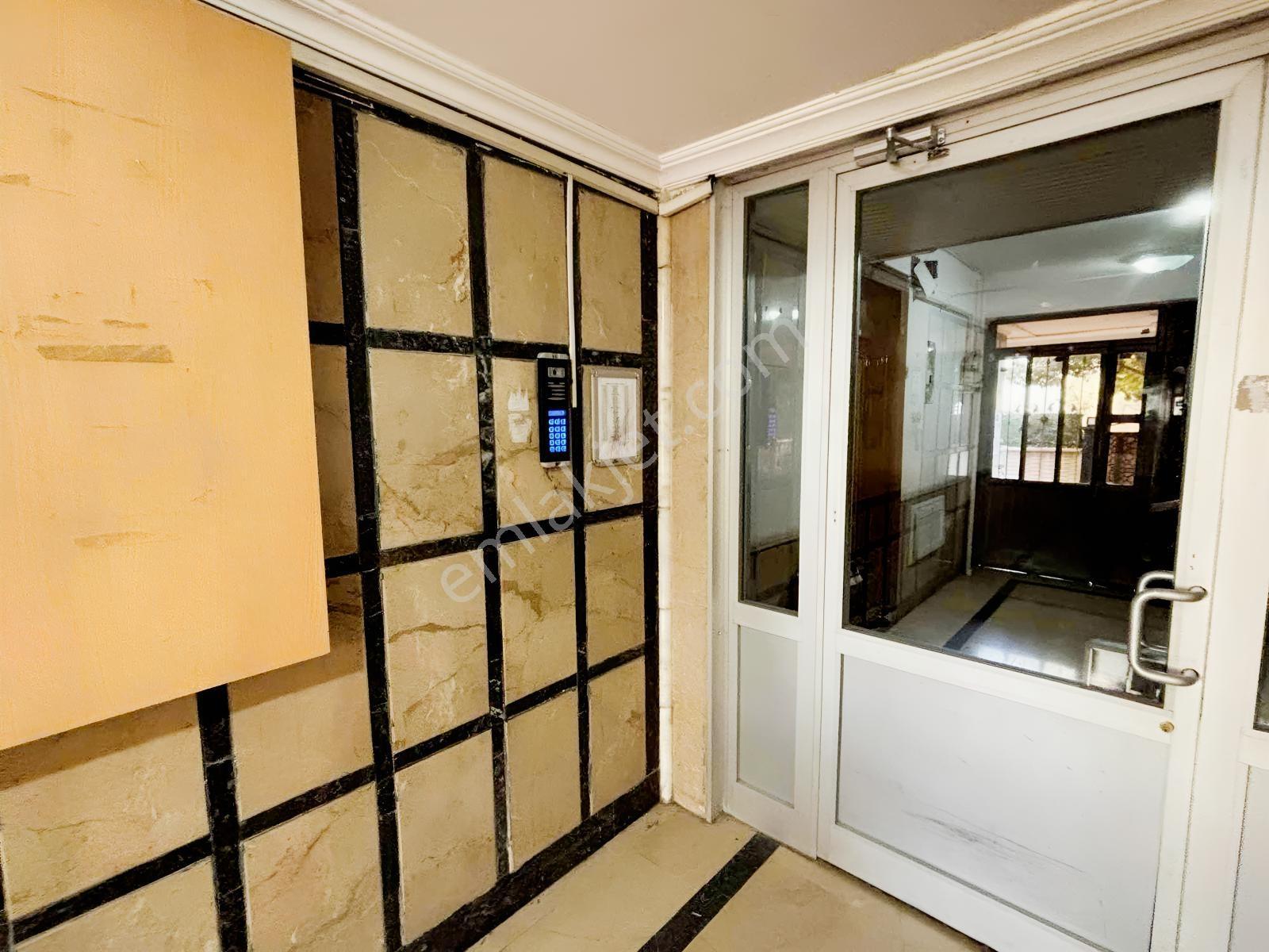 Karakayış Caddesi Buhara Sitesi'nde 2+1 120m²satılık Geniş Daire — fotoğraf 4