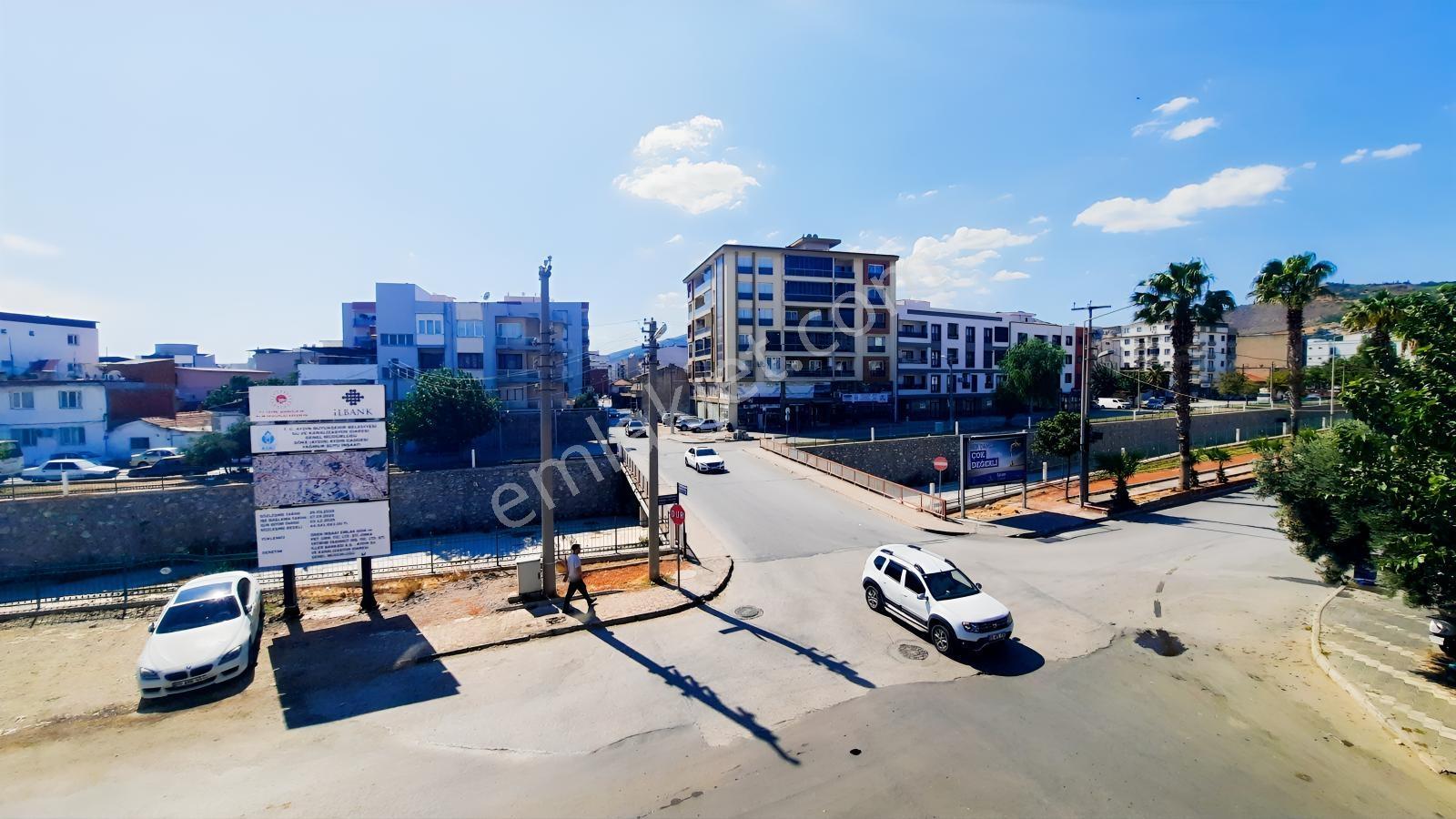 Sökede Merkezi Konumda, Önü Açık Ve Aydınlık 3+1 Satılık Daire — fotoğraf 2