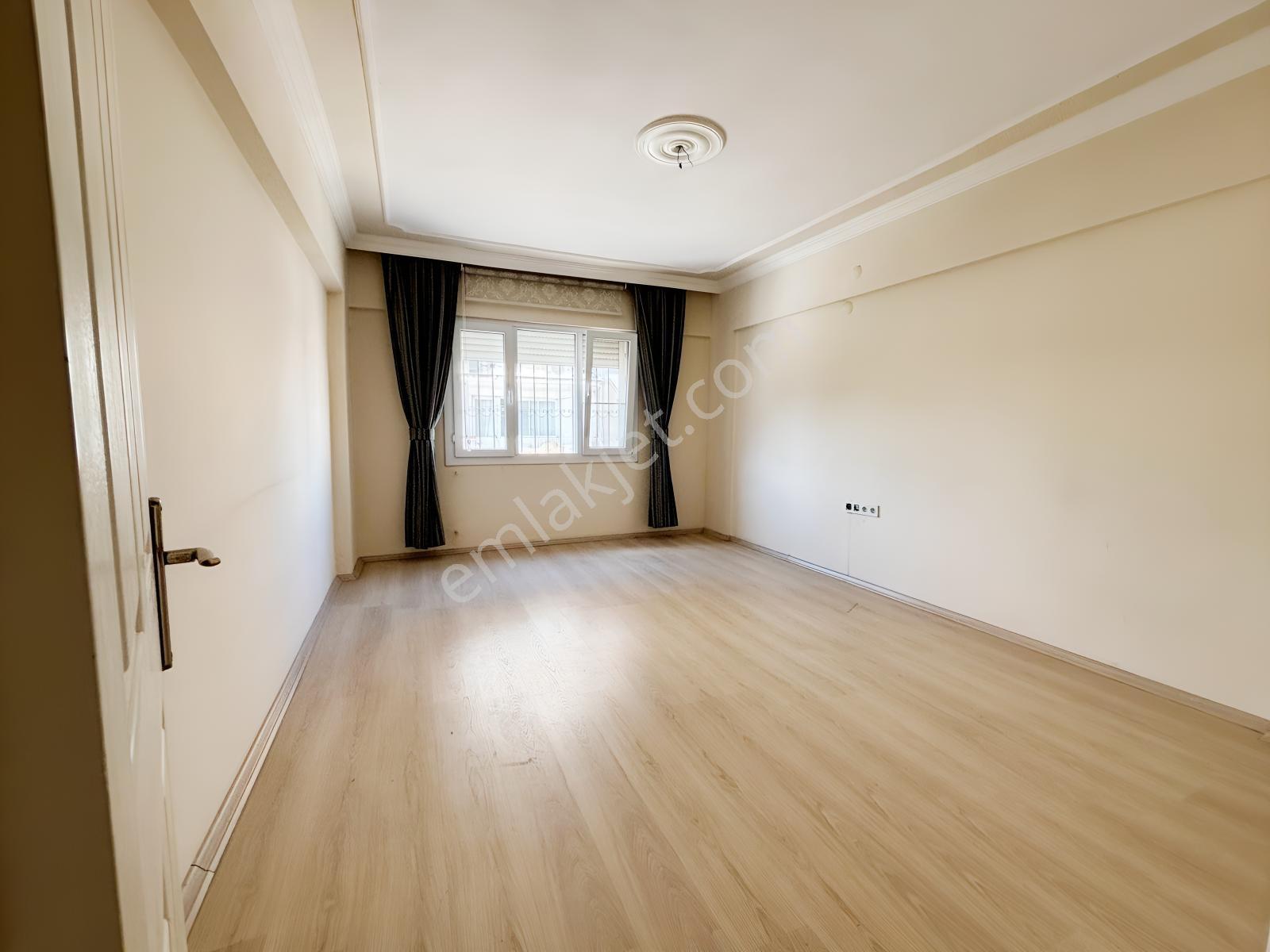 Sökede Merkezi Konumda, Önü Açık Ve Aydınlık 3+1 Satılık Daire — fotoğraf 8