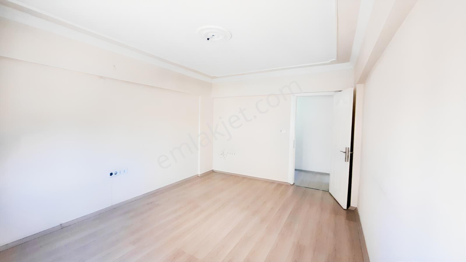 Sökede Merkezi Konumda, Önü Açık Ve Aydınlık 3+1 Satılık Daire — fotoğraf 10