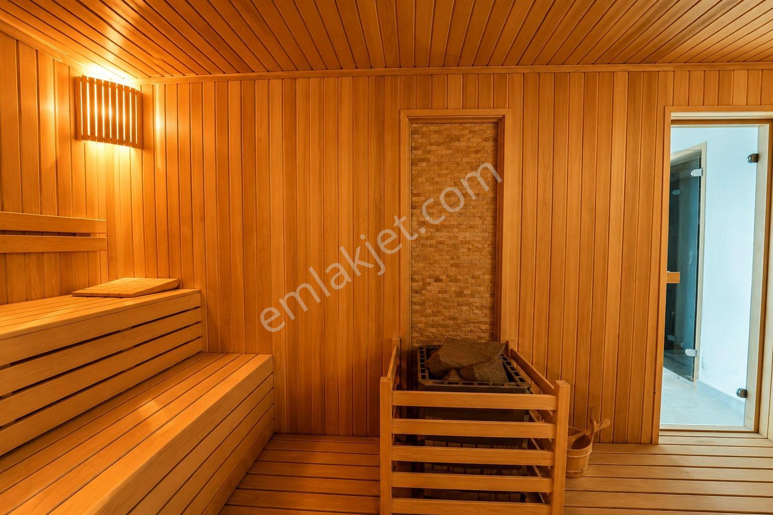 Alanya Avsallarda Havuz Manzaralı 1+1 Satılık Daire — fotoğraf 14