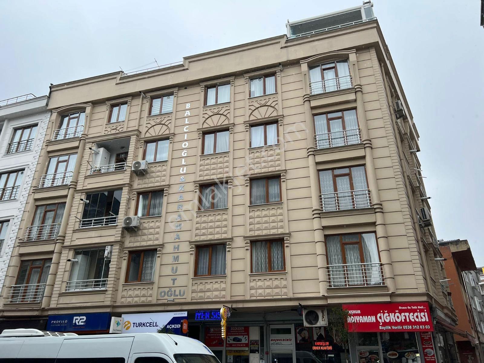 Zeytinburnu Veliefendi’de Satılık Dubleks Daire.